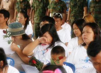 It’s a tearful goodbye for many of the flood victims that were rescued and evacuated to live at the military base in Sattahip.
